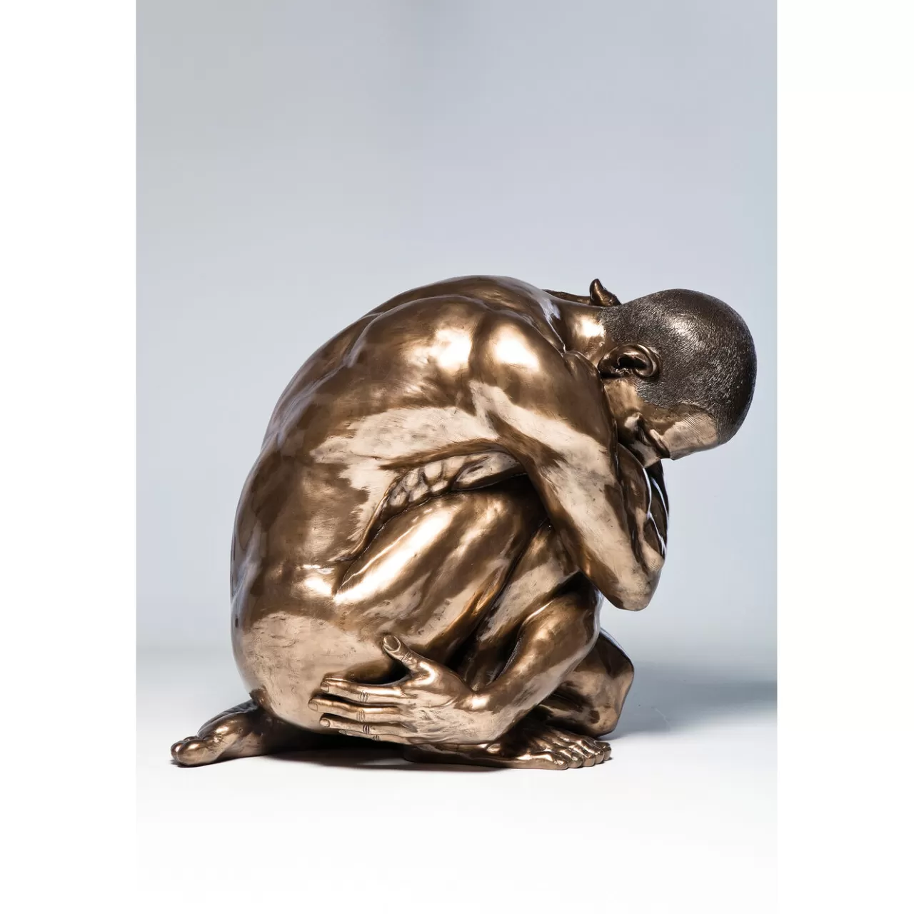 Figurine Décorative Nude Man Hug Bronze 54Cm*KARE Design Shop
